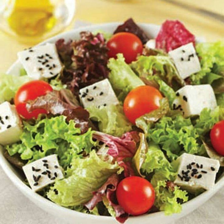 Akdeniz Salata