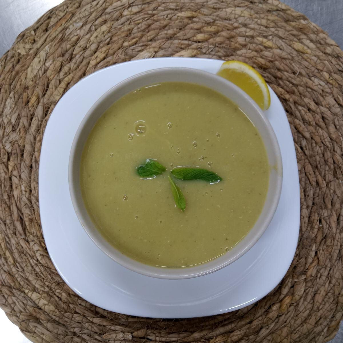 Süzme Mercimek Çorbası