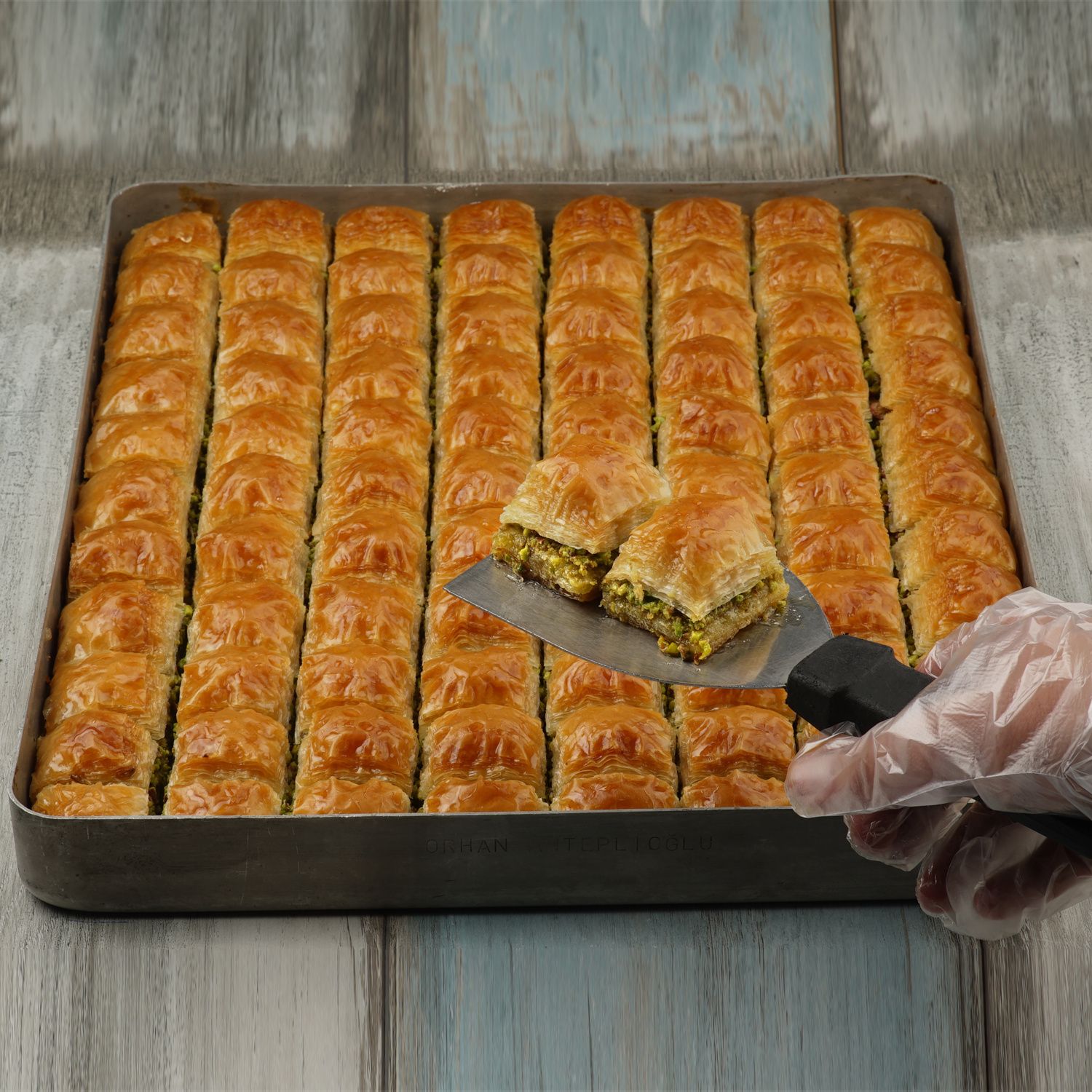 Fıstıklı Baklava (1 kg.)