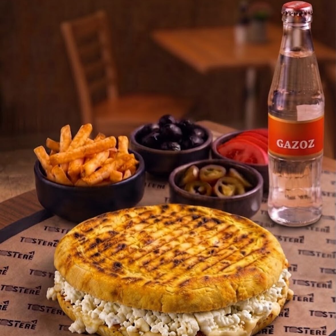 Beyaz Peynirli Bazlama Tost Menü