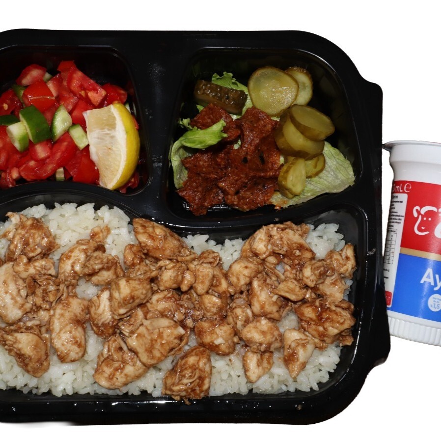 Pilav Üstü Barbekü Soslu Tavuk Menü