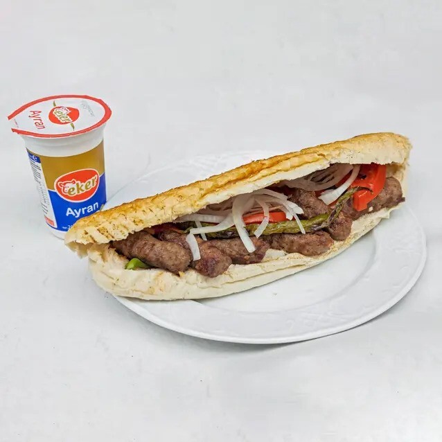 Tam Ekmek Arası Biga Köfte Menü