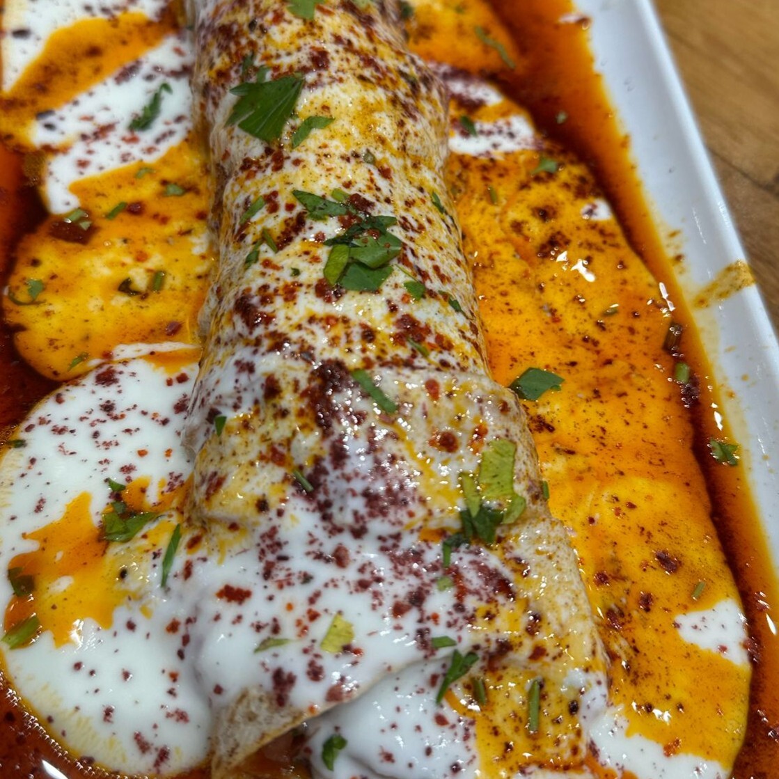 Yoğurtlu Tavuk Tantuni Dürüm (Çift Lavaş) (1.5 Porsiyon)