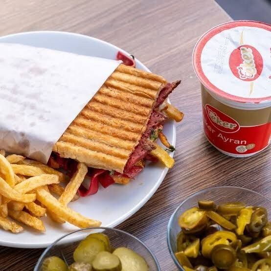 Tost Menü