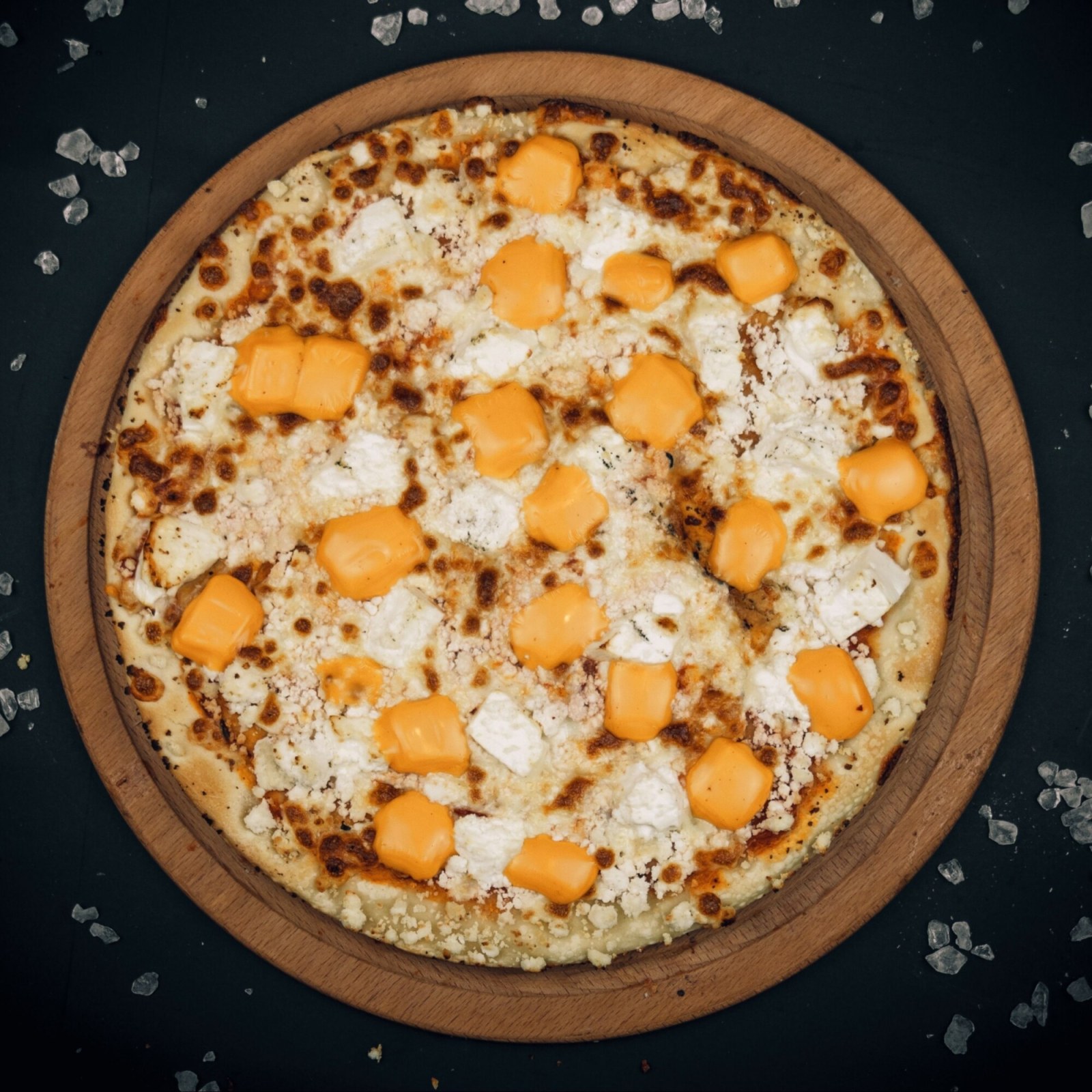 Dört Peynirli Pizza