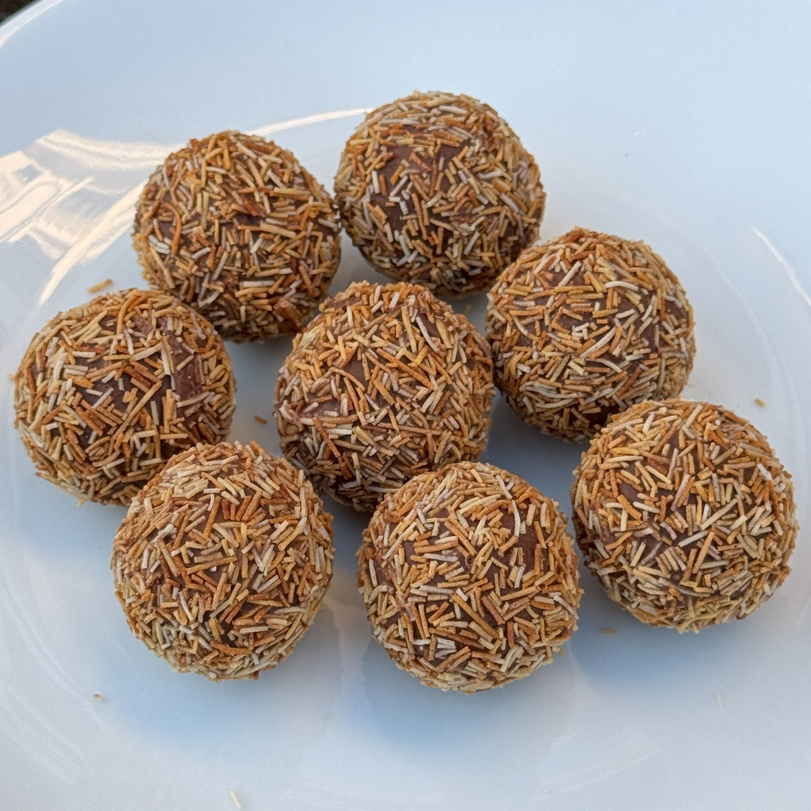 Dubai Çikolatalı Kadayıflı Truff Top (Adet)