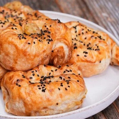 Gül Böreği (Kıymalı)