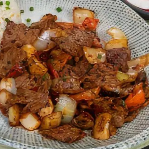 Sarımsaklı Acılı dana