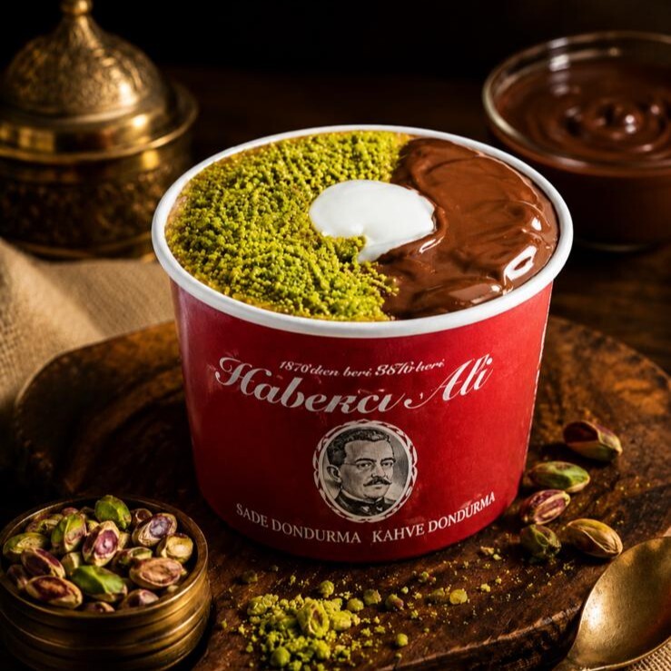 Dubai Çikolatalı İrmik Helvası Dondurmalı (Extra boy 260 gr)