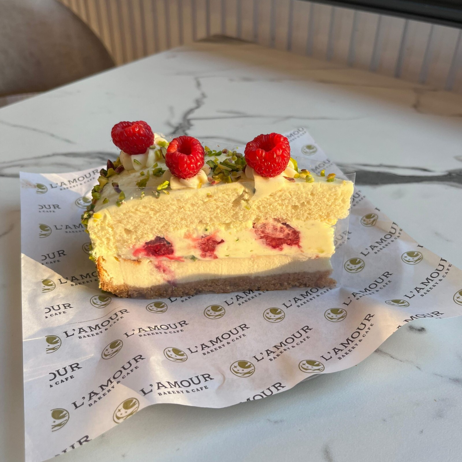 Fıstıklı Frambuazlı Cheesecake