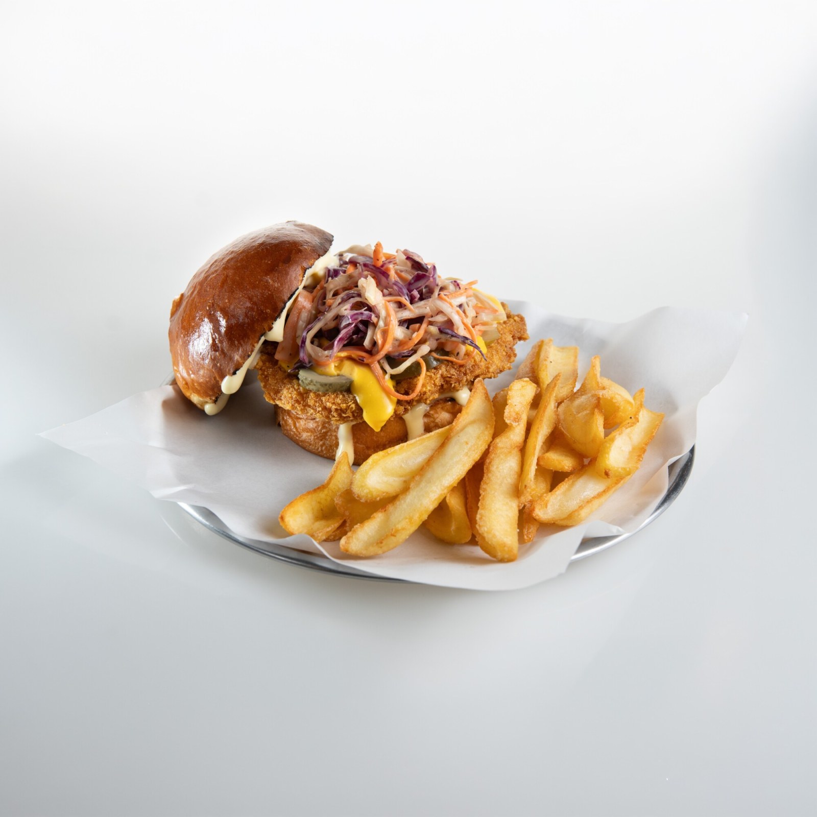 Crispy Chicken & Coleslaw Burger Menü