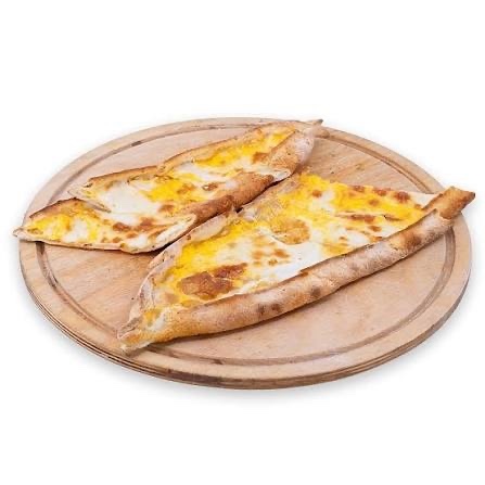 Kaşarlı Yumurtalı Pide