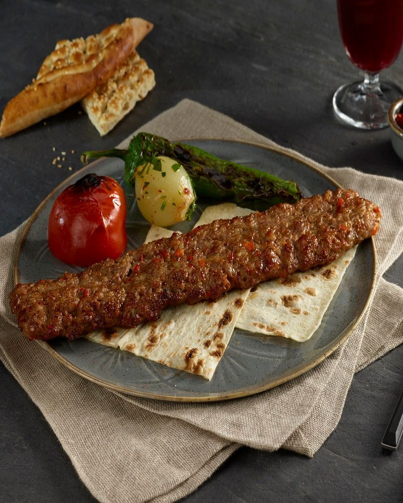 Acısız Adana Kebap