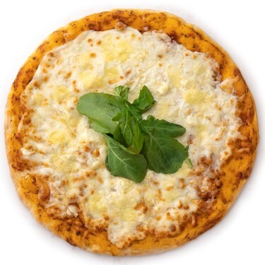 Dört Peynirli Pizza