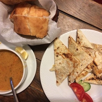 Mercimek Çorba + Seçeceği İki Adet Gözleme