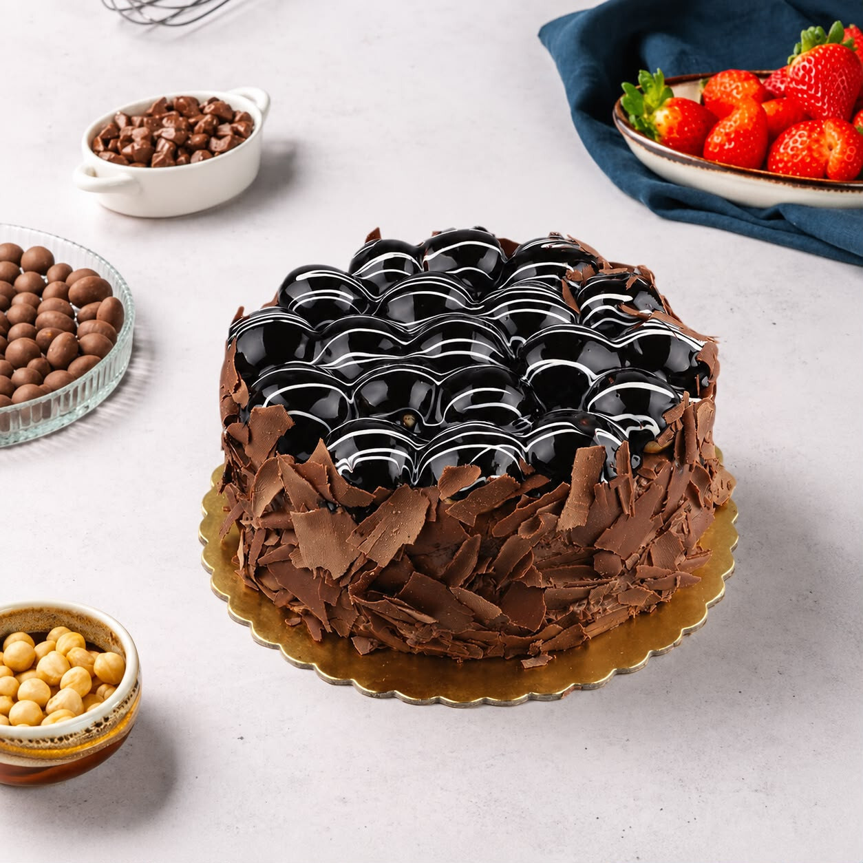 0 No Profiterollü Pasta (4-6 Kişilik)