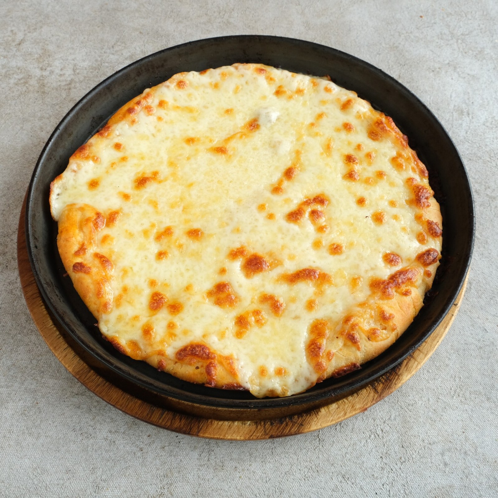 Mozarella Pizza (orta)