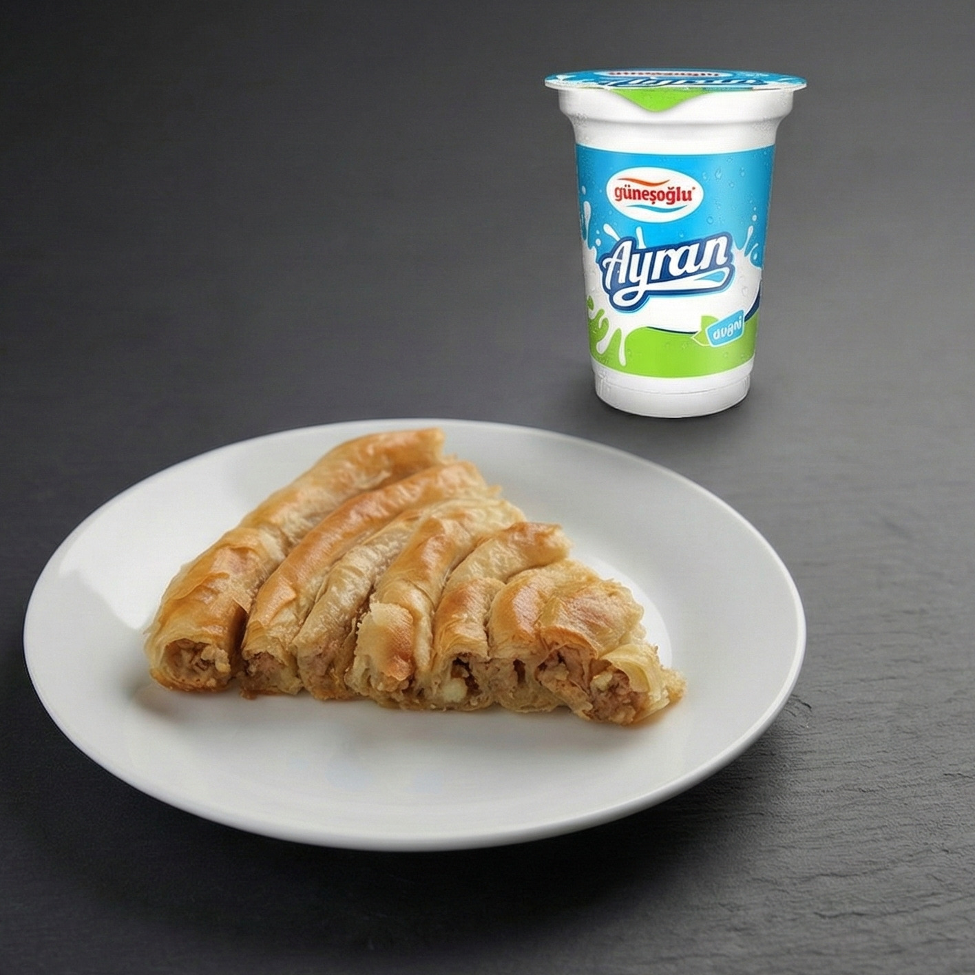 Patatesli - Kıymalı Boşnak Böreği & Ayran (170 ml)