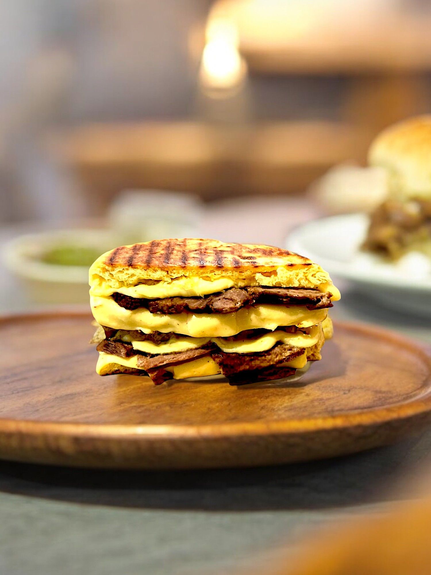 Baz Kavurmalı Tost (Anadolu Ateşi)
