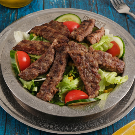 Köfteli Salata