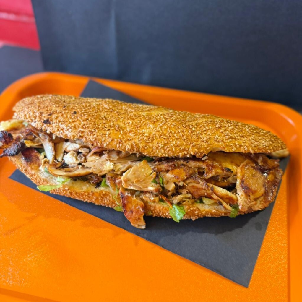 Jumbo Susamlı Ekmek Arası Döner