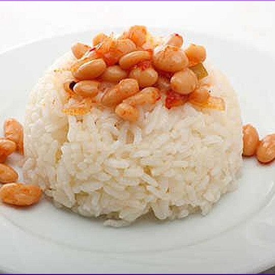 Kuru Fasulyeli Pirinç Pilavı