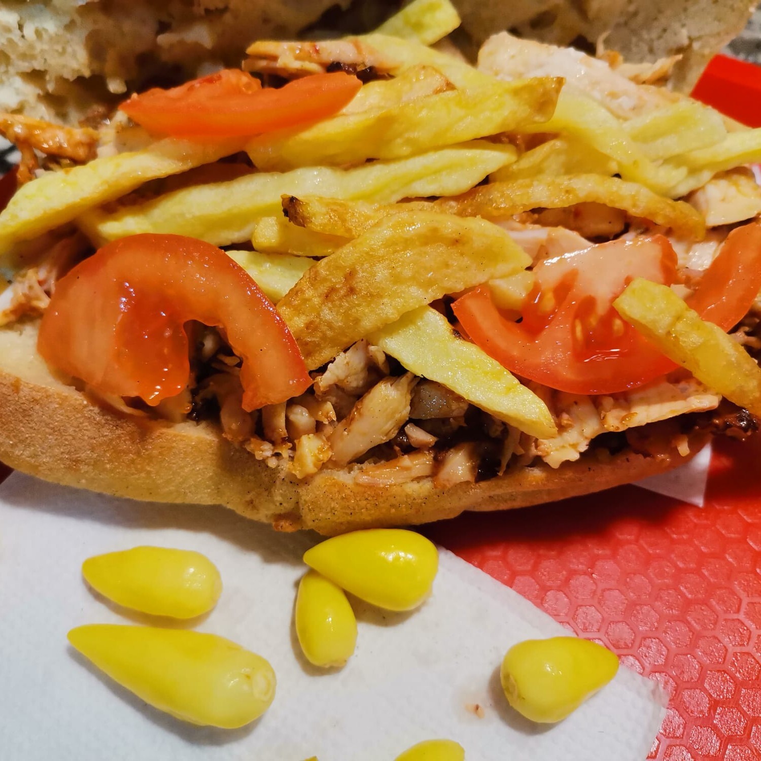 Üç Çeyrek Tavuk Döner