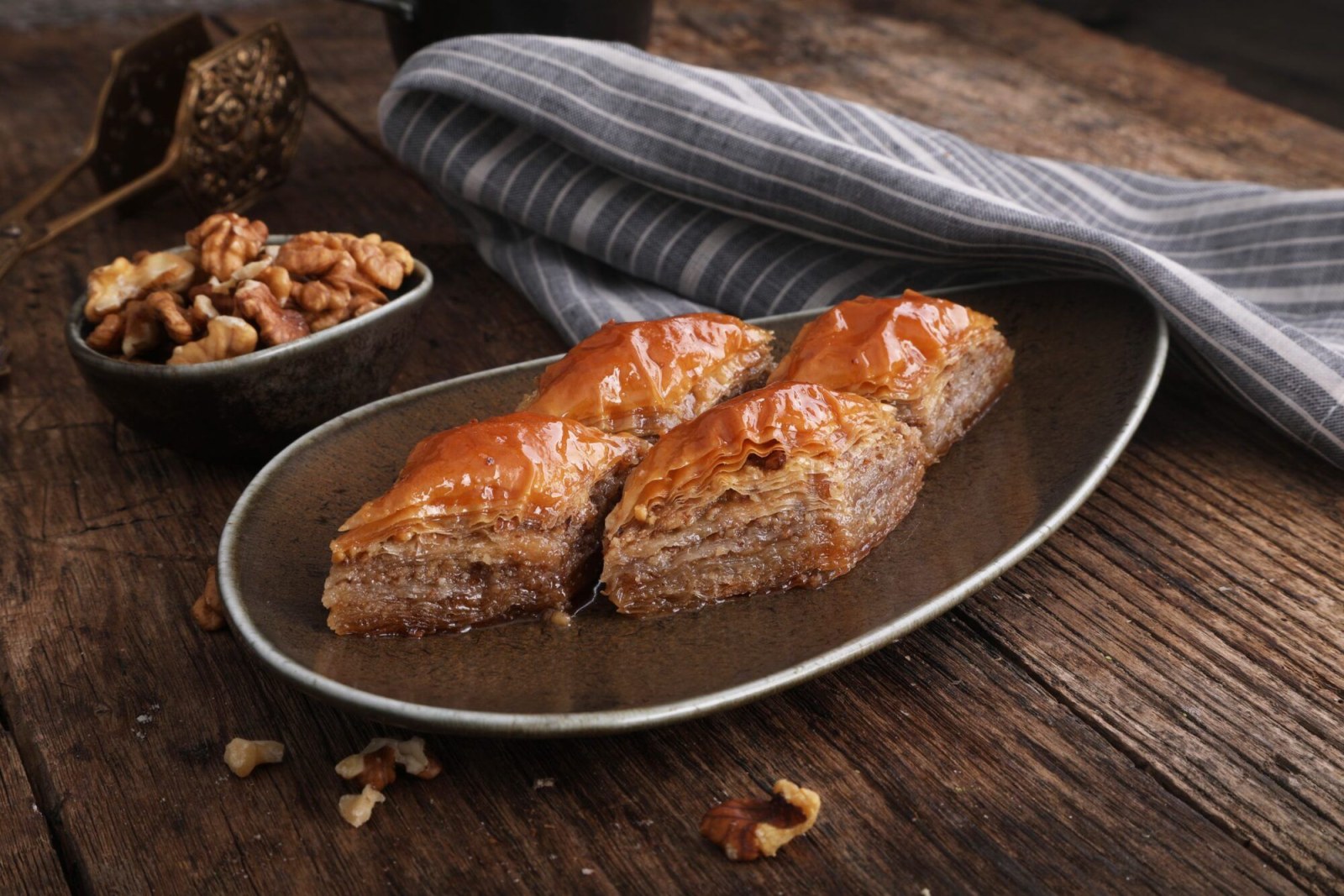Cevizli Ev Baklavası (250 g)