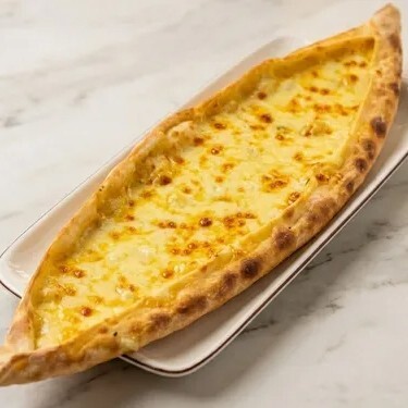 Kaşarlı Pide