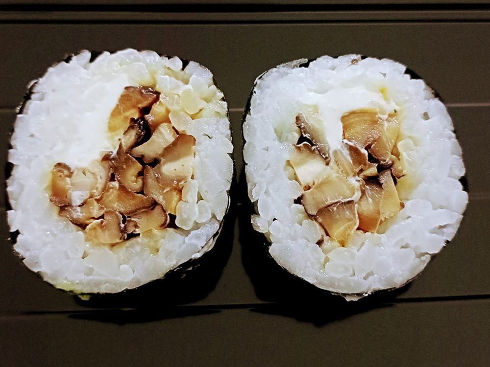 Futomaki Şiitaki Mantarı & Peynir