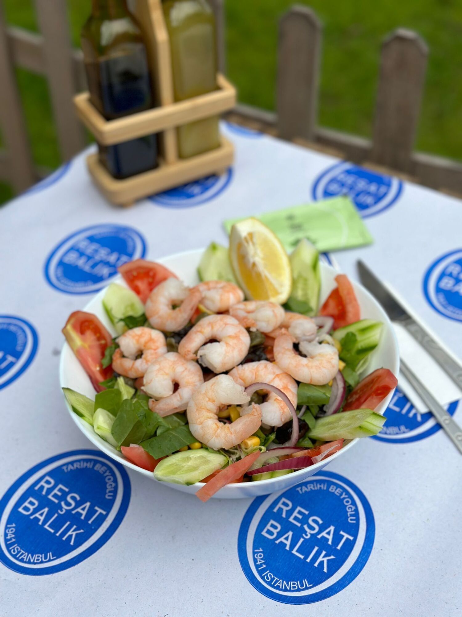 Karidesli Salata