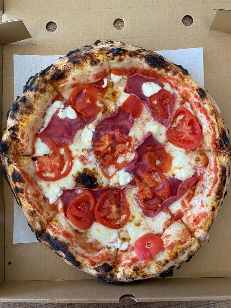 Caprese Pizza (33 cm.)
