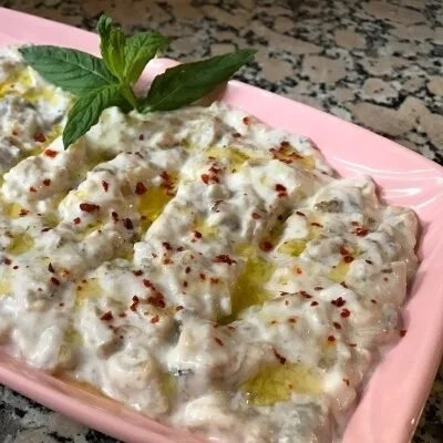 Yoğurtlu Közlenmiş Patlıcan