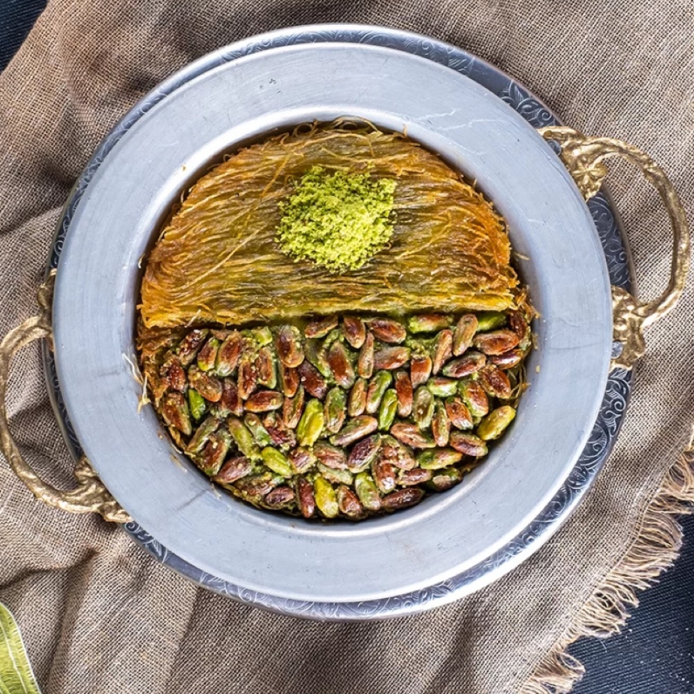 Yarı Hasır Yarı Special (4 Kişilik)