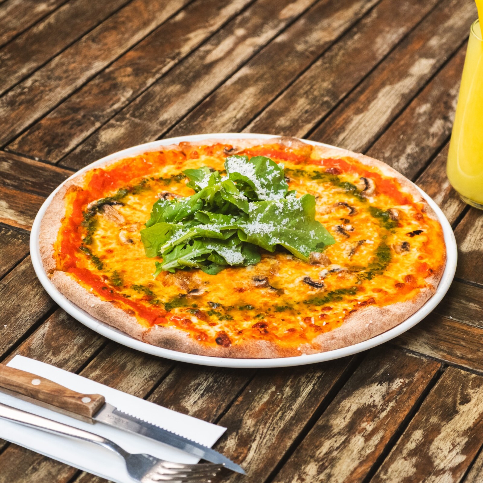 Mantarlı Pizza