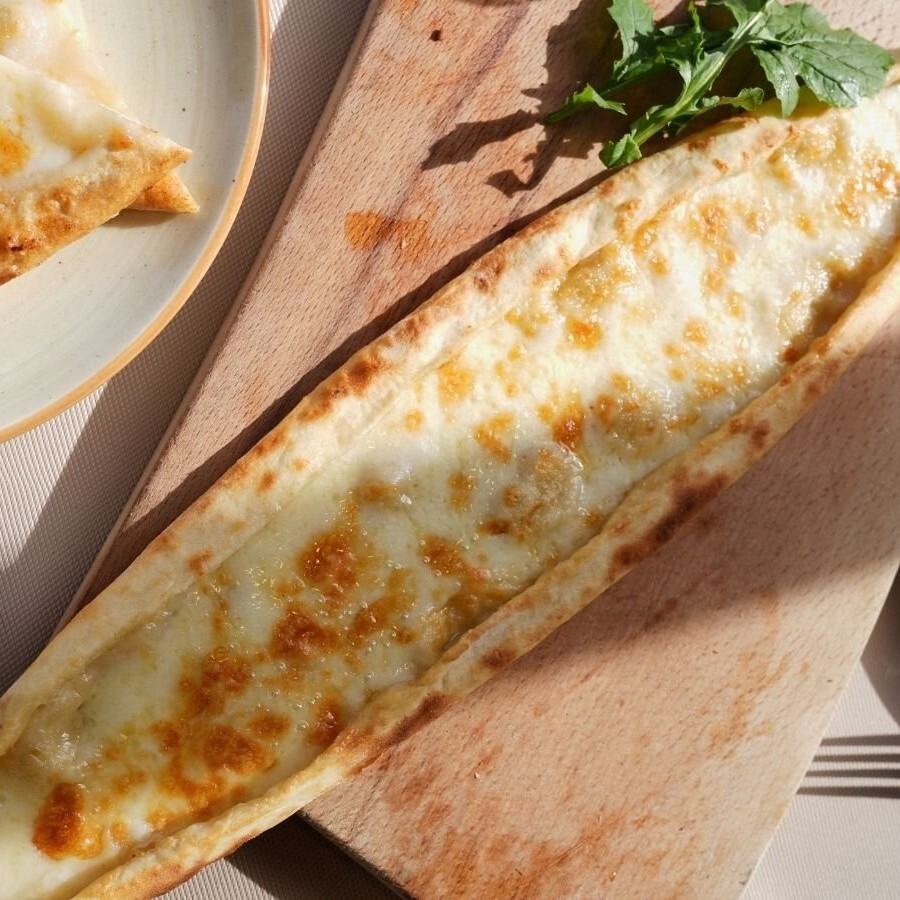 Pide Kaşarlı