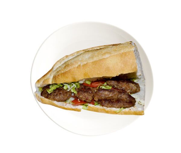 Yarım Ekmek Izgara Köfte