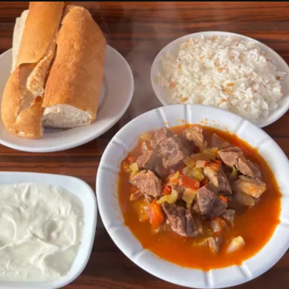 Et Güveç Menü