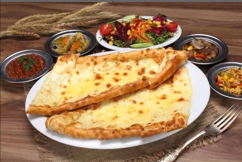 Kaşarlı Pide+Coca Cola