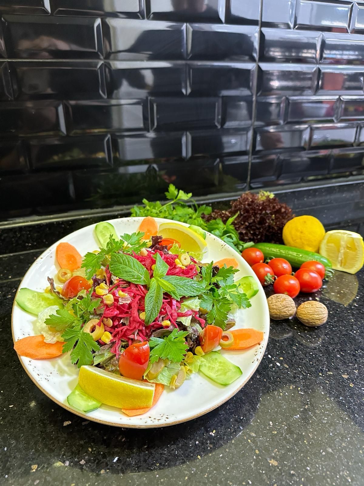 Akdeniz Salata