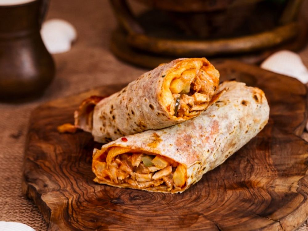 Eriyen Cheddarlı Tavuk Tantuni Dürüm