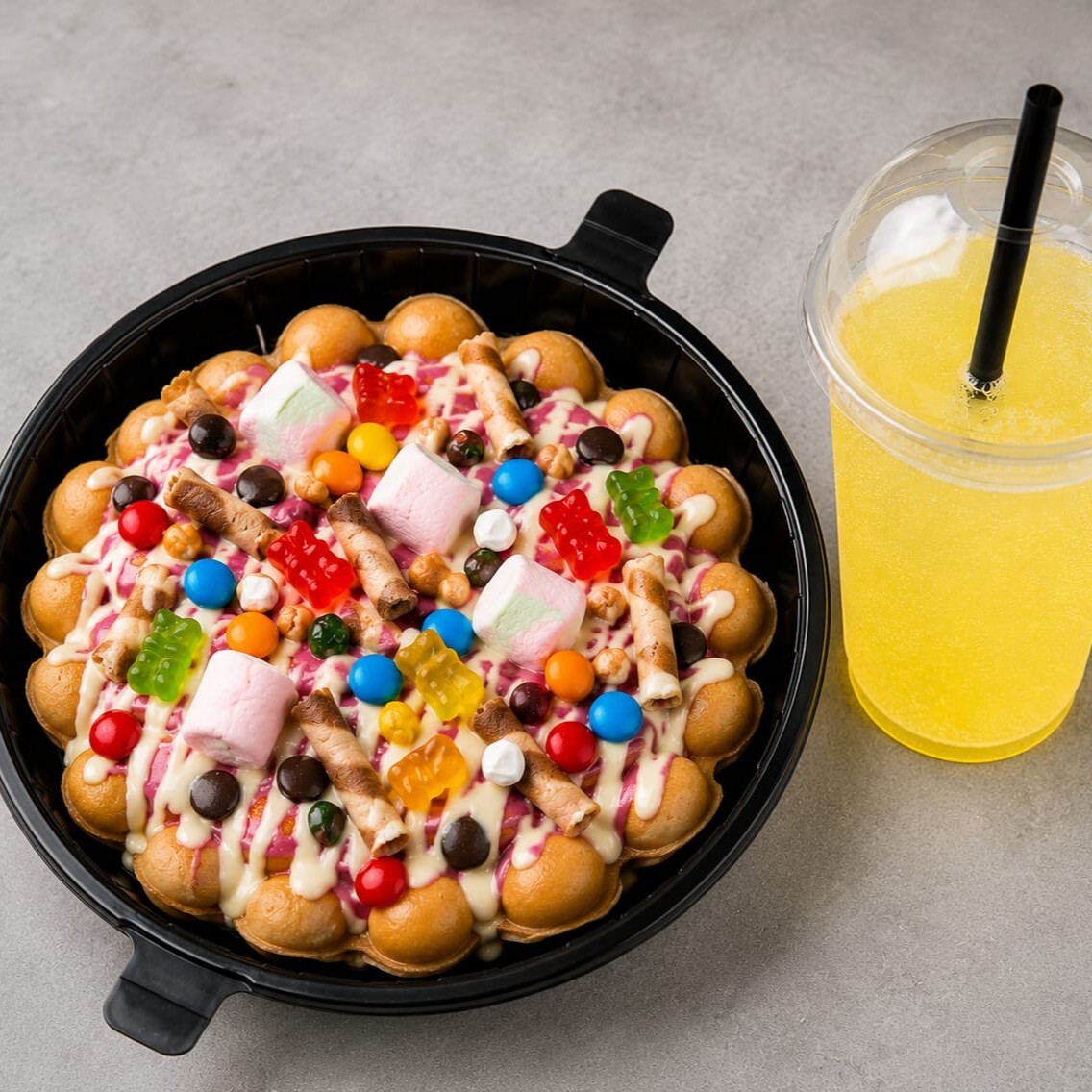 Bubble Waffle + Bardak Limonata