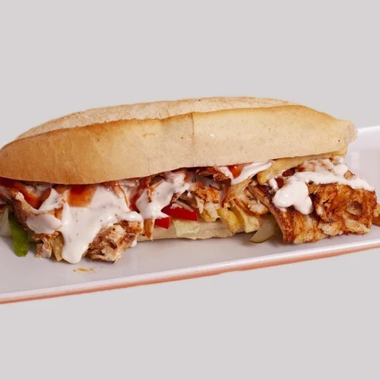 Ekmek Arası Goralı Tavuk Döner