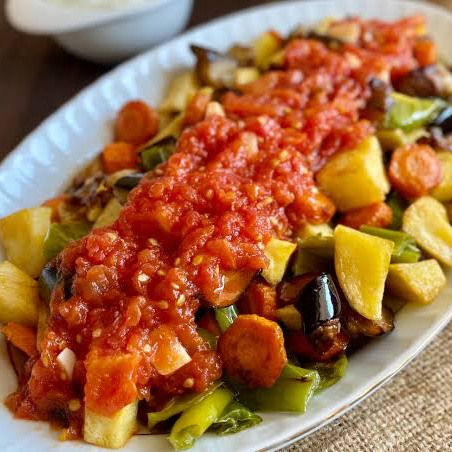 Karışık Kızartma Domates Soslu