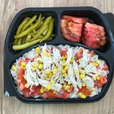 Mısırlı Domatesli Tavuklu Pilav