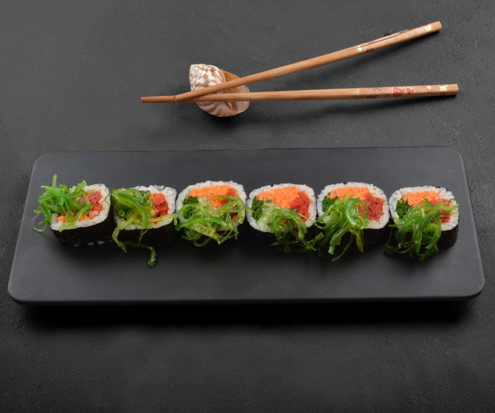 Vejetaryen Roll (6 Adet)