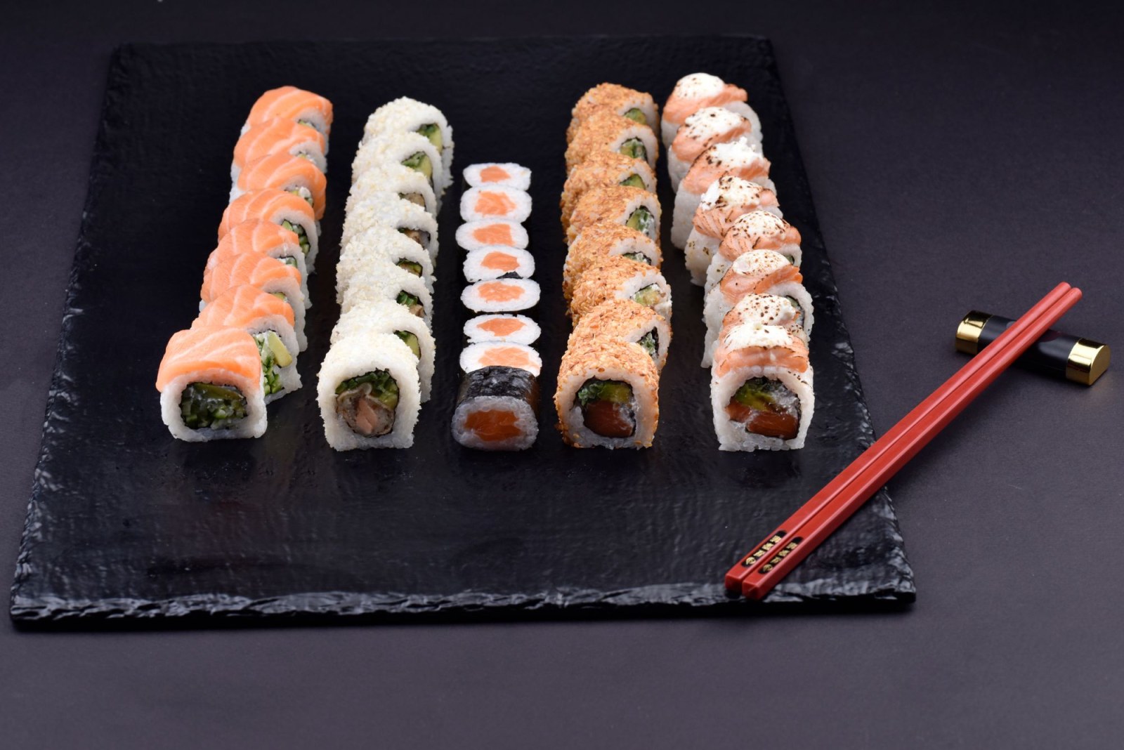 Salmon Lover's (40 pcs.)