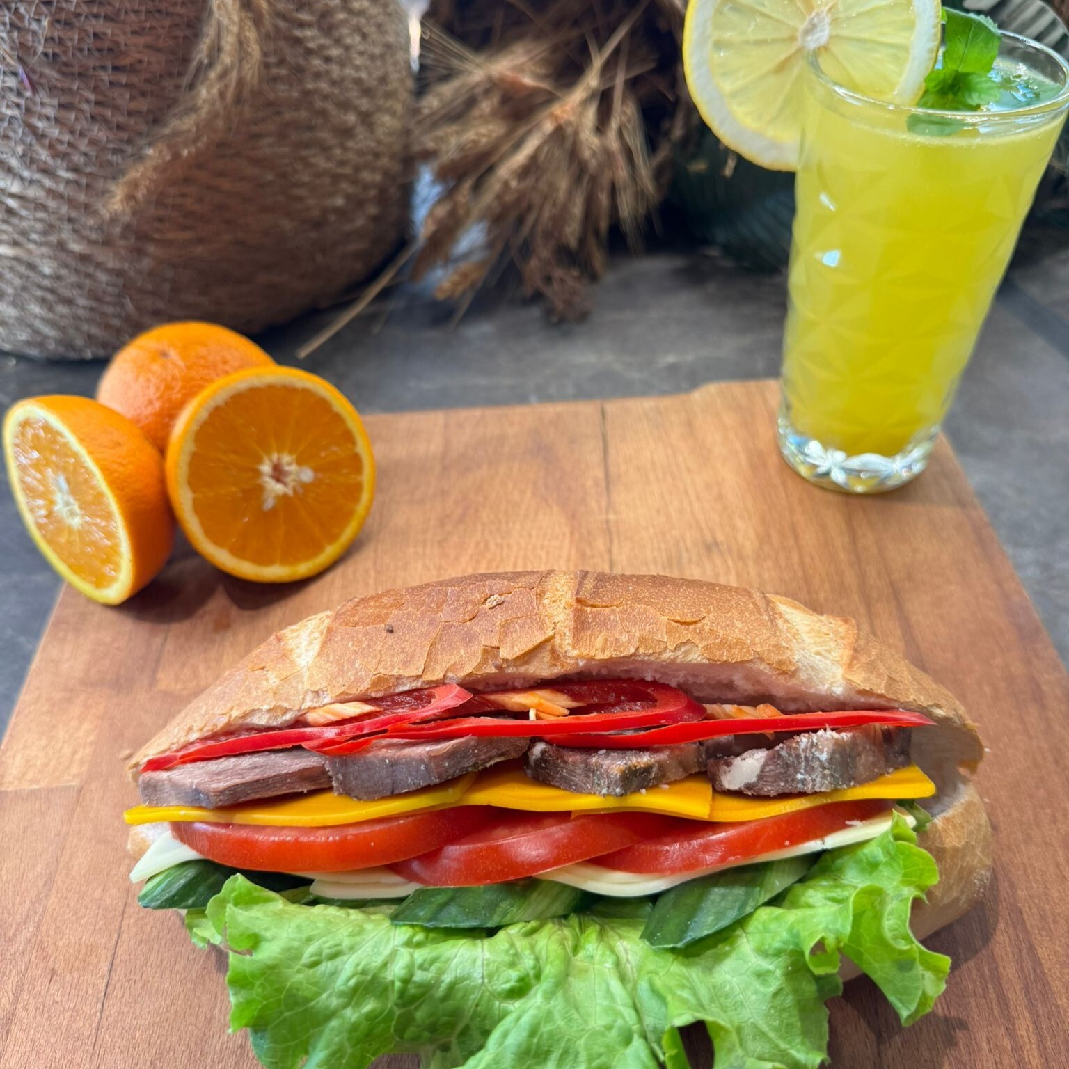 çedarlı Kavurmalı Sandviç