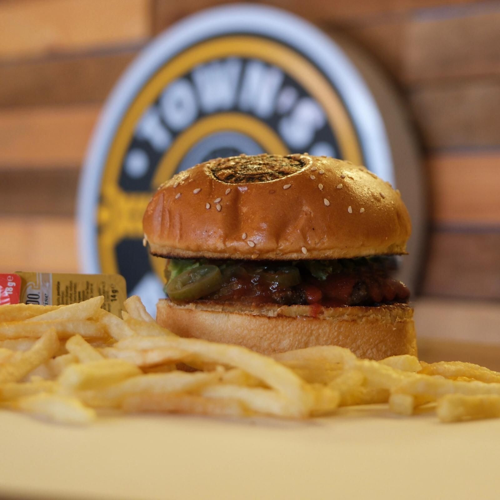 Mexico Town Burger+Coca Cola