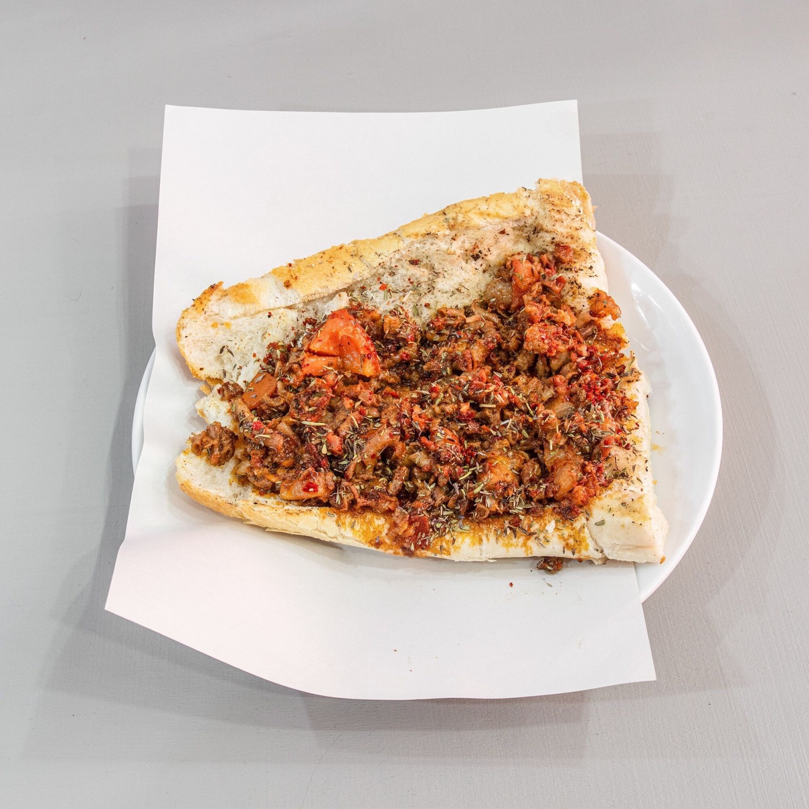 Yarım Ekmek Dana Kokoreç
